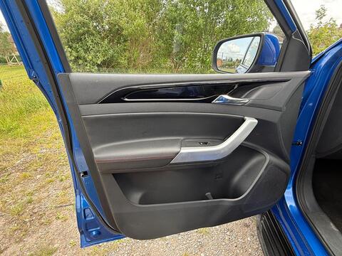 MAXUS T90EV