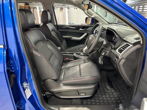 MAXUS T90EV